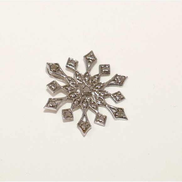 OTC 925 Sterling Silver Diamond Accent Snowflake Pendant Charm - Picture 4 of 6